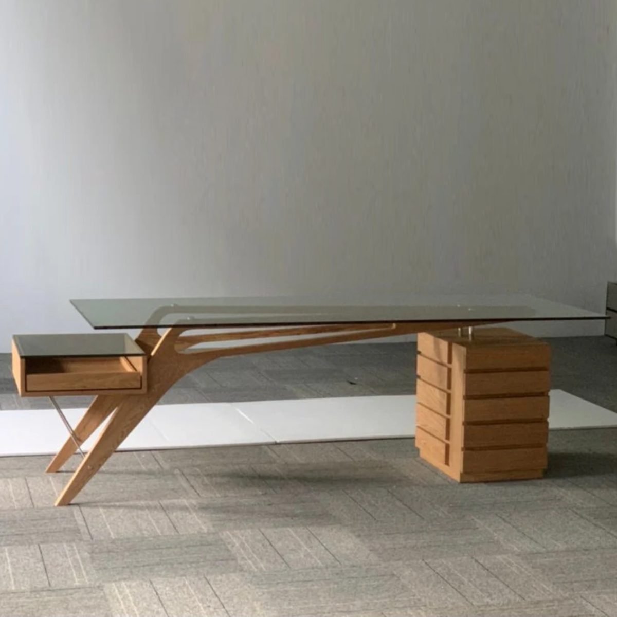 Nike Cam Tablalı Çalışma Masası - Görsel 4